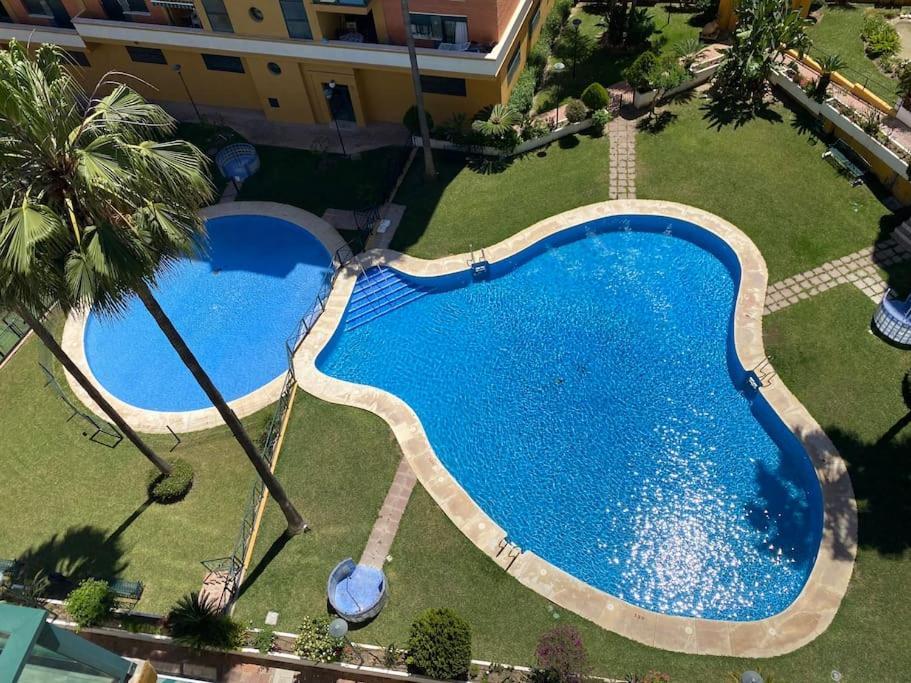 Torremolinos, Playa Del Bajondillo, Primera Linea Екстериор снимка