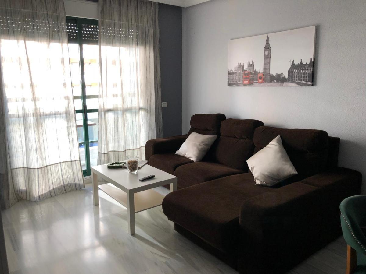 Torremolinos, Playa Del Bajondillo, Primera Linea Екстериор снимка